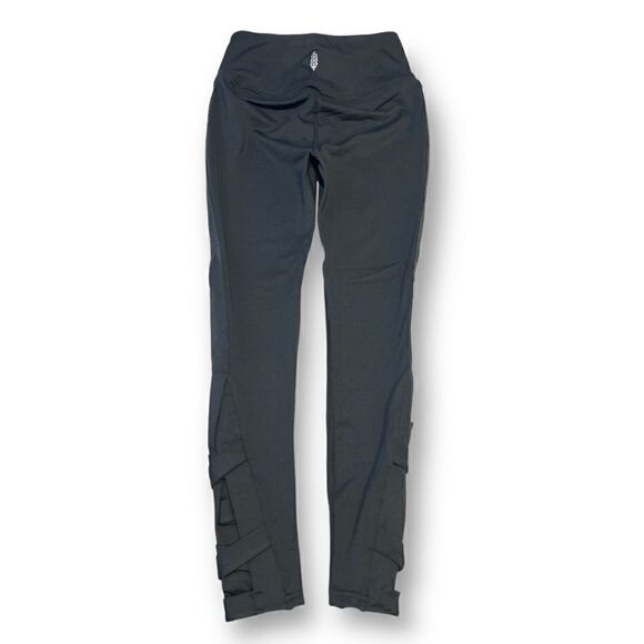 Free People Very Prairie Leggings Color Black Size Extra Small NWT - Picture 7 of 9